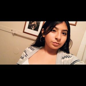 Meet your Posher, Perla